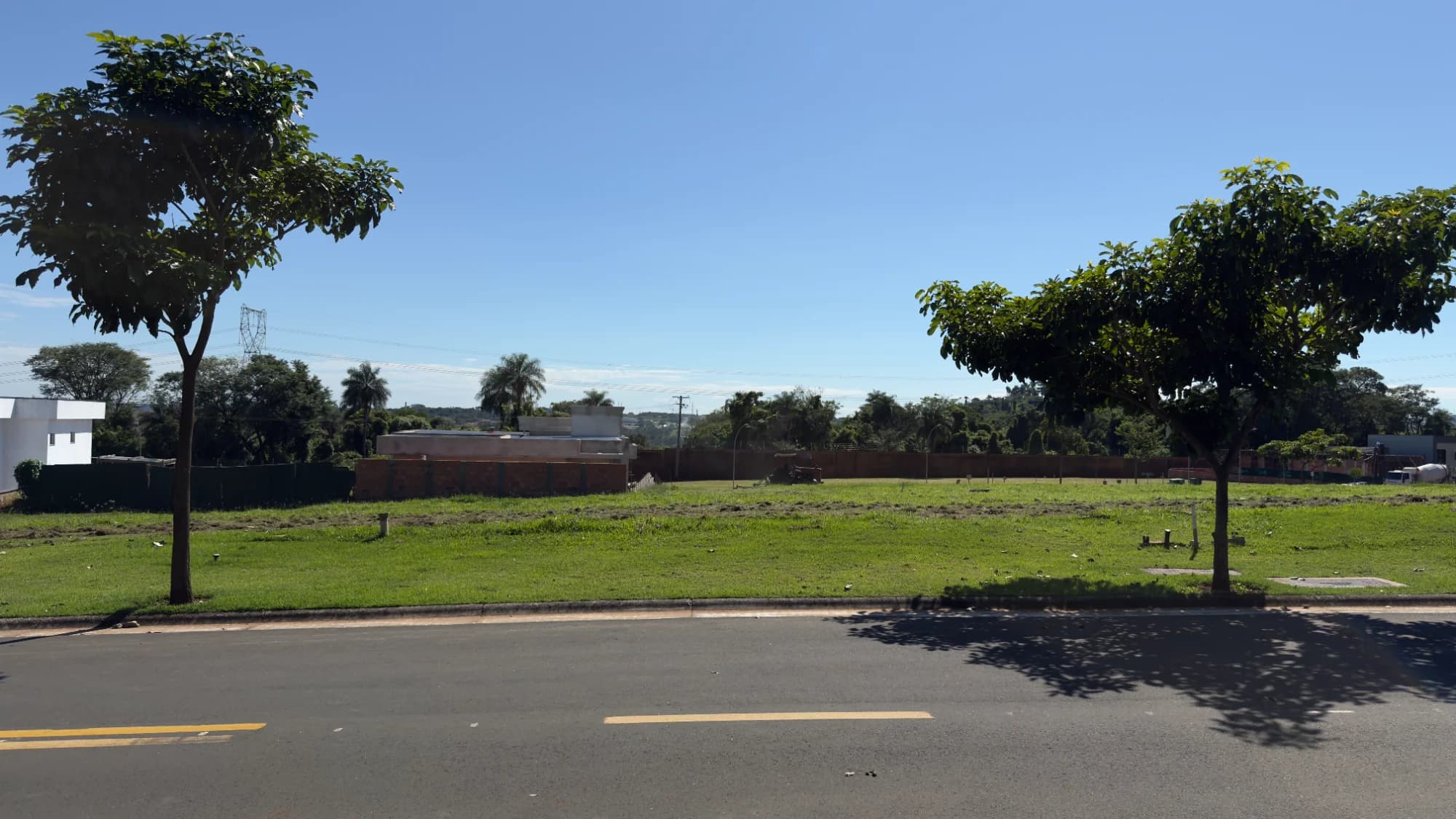 Terreno Plano no Condomínio Reserva Santa Izabel em Jaguariúna